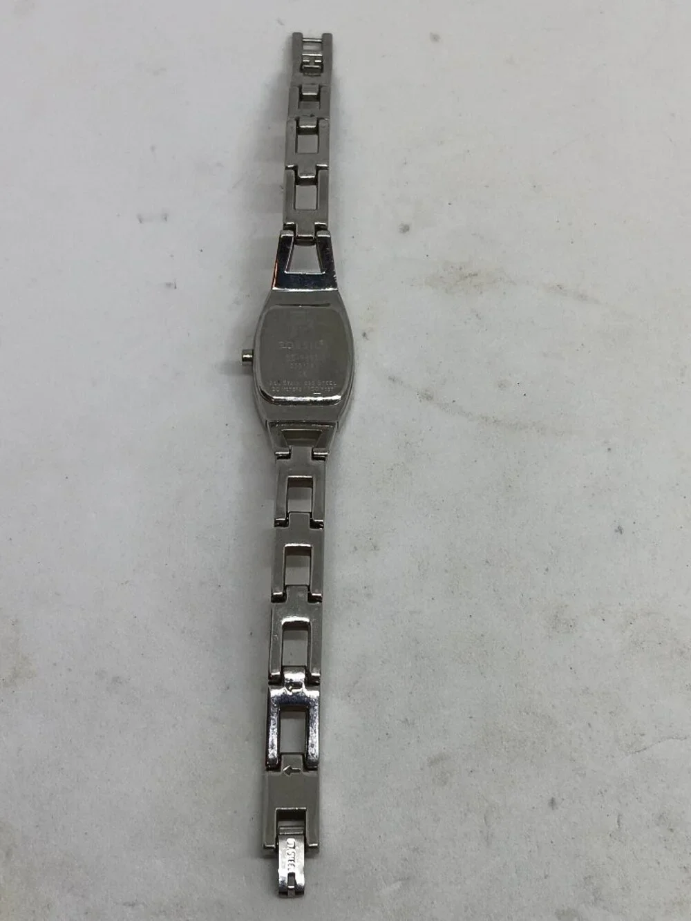 VINTAGE 2000s Fossil f2 ES-9381 Women's 17 x 25mm Stainless Steel Tonneau Watch